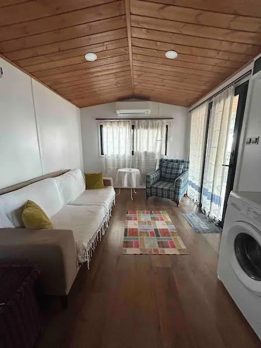 Tiny House By The Sea In Bodrum Camel Beach Appartement